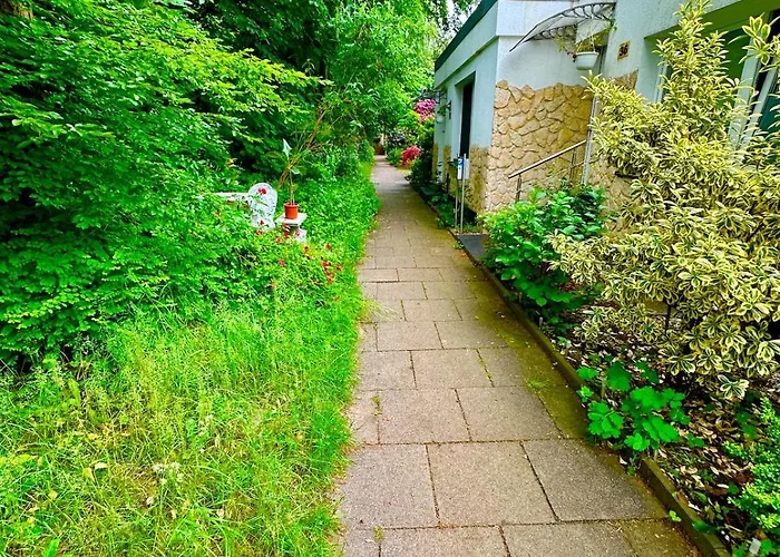 Apartament Wolfuehloase Am Airport Hamburg