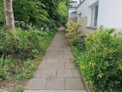 Apartament Wolfuehloase Am Airport Hamburg